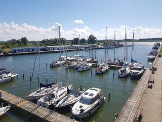 Ferienwohnung Yachthafenidyll - direkte Wasserlage am Hafen - Karlshagen - 8
