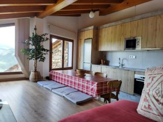 Casa rural con vistas en el corazón del Pirineo - 0