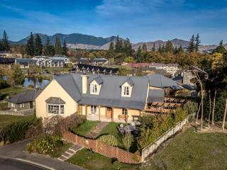 37 St James Avenue - Hanmer Springs - 0
