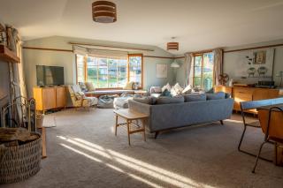 37 St James Avenue - 8