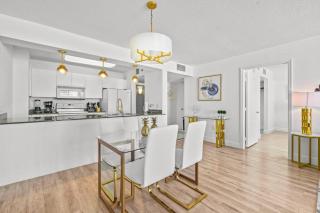 High Floor Unit Located in Brickell - Free Parking - Miami - 3