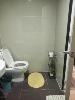 KL Tower Makati Apartments by PH Staycation - Manilla - 3