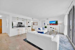 40th Floor Priceless Unit Central Location - Miami - 4