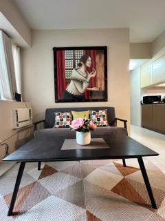 Resorts World Condo - Manila - 7