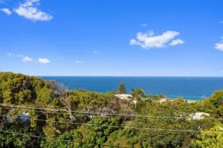 Seaview Tce Spectacular Home with Stunning Ocean and Headland Views - Sunshine Beach - 3