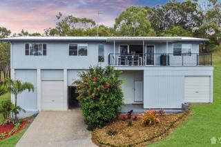 RELAX @48 CLOSE TO BEACH sleeps 7 - Yeppoon - 2