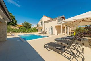 Villa Petar ZadarVillas - Donji Kašić - 0