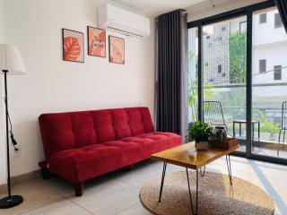 Arista - Ho Chi Minh - 1