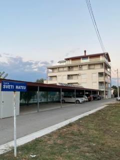 Villa Leona Palushaj - Donji Štoj - 9