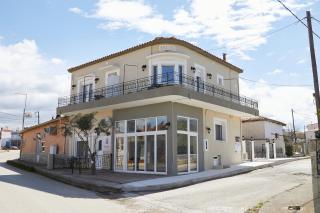 Romilia Guesthouse - - 9