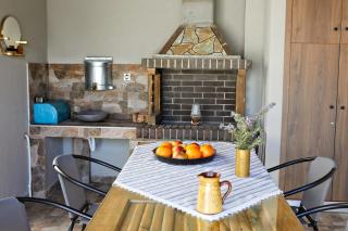 Romilia Guesthouse - - 4