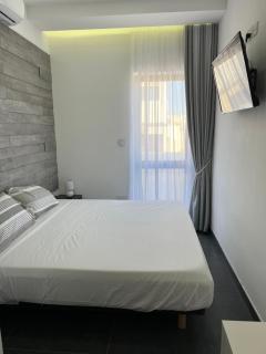 Cosy & Modern Top Floor 1-bedroom Apartment - St. Paul's Bay - 4