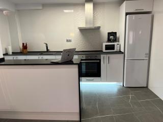Apartamento espacioso de diseño a 3 min RENFE. - Córdoba - 4