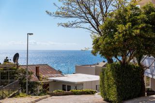 Flora Apartment - near the sea - Šušanj - 0