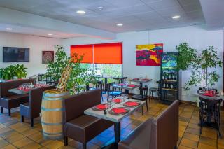 Logis Hotel Noemys Brive - Restaurant Le Teinchurier - Brive-la-Gaillarde - 1