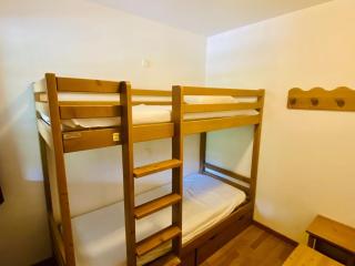 Appartement rénové face aux pistes avec grande terrasse sud – Accès direct et toutes commodités ! - FR-1-445-142 - Monginevro - 6