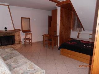 Guesthouse Agnandi - Kato Loutraki - 4