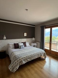 Hostal Pedraforca - 2