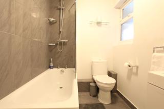 Lovely two bedroom apartment in London Old Street - 9