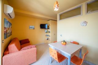 Casa Cinzia in Marina di Corricella - 1