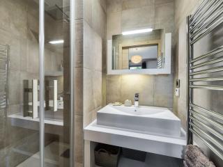 Appartement moderne au cœur de Courchevel Village, proche commerces et pistes, avec espace fitness. - FR-1-562-36 - Courchevel - 6