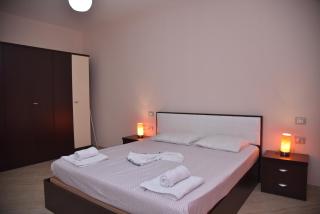 Flowers Apartments - Golem - 4