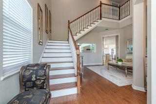 Vacation home with pool. 4 bedrooms. Sleeps 10 - Naples - 1
