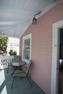Courtney's Place Historic Cottages & Inns - Key West - 9