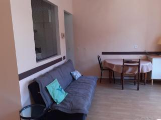 charmant studio équipé au cœur du village - 4