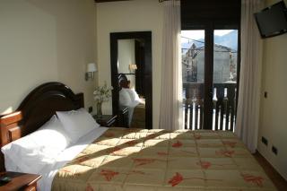 Apartamentos Les Picardes - Espot - 7
