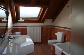 Apartamentos Les Picardes - Espot - 9