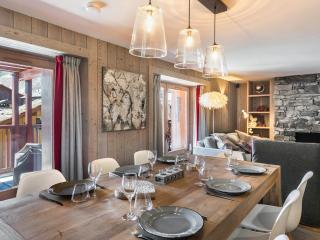 Appartement de standing avec balcon en plein centre, près des pistes - 4 chambres, 8 personnes - FR-1-567-49 - Val-d’Isère - 3