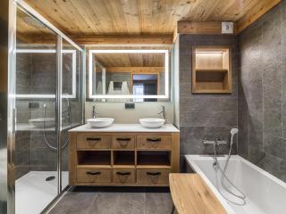 Appartement spacieux, cosy avec cheminée, proche pistes et école de ski, idéal pour familles - FR-1-567-12 - Val dʼIsère - 3