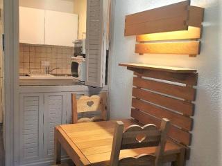 Appartement 32m², centre Croisette, 5 couchages, Wifi, animaux admis - FR-1-574-25 - Les Menuires - 3