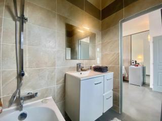 Guest-house de l’amandier - Vue cité médiévale - Roullens - 2