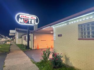 Deluxe Inn Motel - Detroit - 0