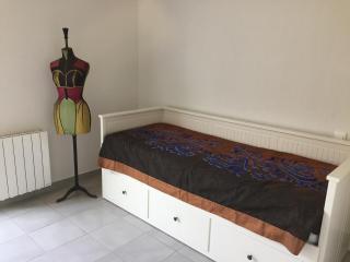 70m² avec Terrasse, 2 Chambres et Piscine à Sète - FR-1-472-157 - Sète - 8