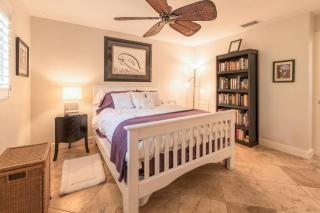 Get lost in the intoxicating relaxation of Siesta Key, in this luxurious private home. - 7