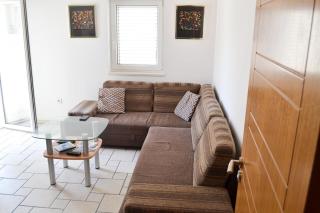 Petrovac beachfront apartment - 7