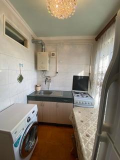 Apartment near Airport and station Charbakh - 4