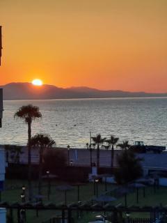 NORIA 2, pied dans le sable, magnifique vue mer, piscine, garage, climatisation - San Luis de Sabinillas - 4