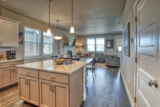 Baby Shark Villa - 1