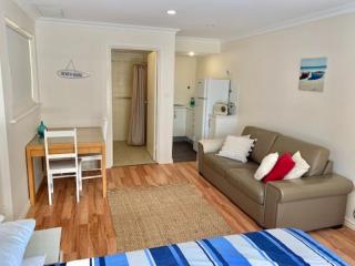 By the Beach 30 Jetty Road - Normanville - 4