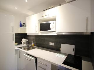Appartement 42 m² avec balcon, proche pistes, commerces, crèche et jardin d'enfants à Chamrousse - FR-1-549-89 - Chamrousse - 4