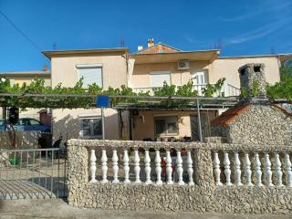Apartments Jamice - Novi Vinodolski - 0
