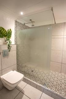 2 Sleeper Stylish Sanctuary - Durban - 4