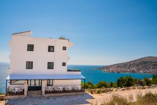 Hilltop Heaven Hotel - Sarandë - 1