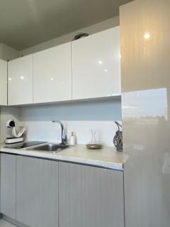 Brand new and modern apartment directly next to the metro station - Sofia - 3