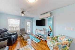 Atlantic Coast Cottage: Newly renovated, ocean views, & outdoor shower - 4