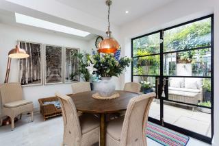 Veeve - Curiouser and Curiouser - Londra - 7